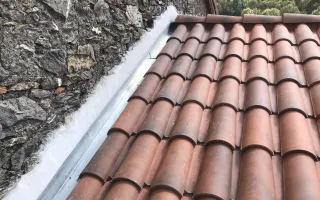 Couloir de rive avec bande porte solin et mortier