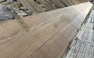 Premier voligeage en chêne (raboté en sous face)